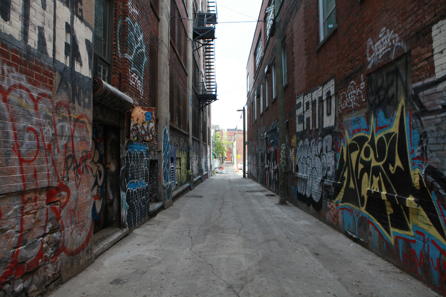 05 Ruelle St-Laurent - Capture photo 1 - Sounding the City 001 - Montréal 2015-2016