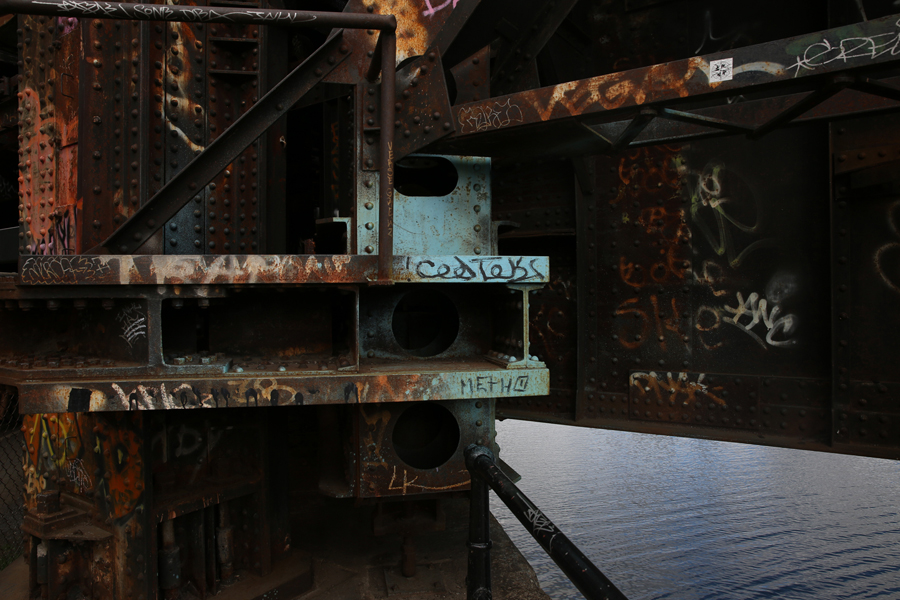 08 Peel Basin Train Bridge - Capture photo 6 - Sounding the City 001 - Montréal 2015-2016